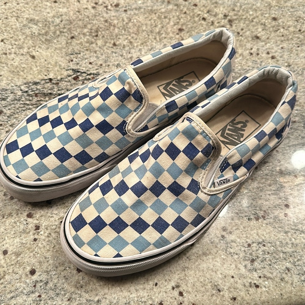 Vans Classic Slip-on Checkerboard Shoe, blue and baby blue check. Woman’s 8.5